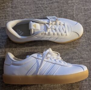 NIB ADIDAS VL COURT 3.0